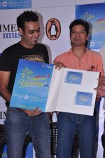Shaan at Ravinder Singh book launch in Bandra, Mumbai on 22nd Aug 2013 (17).JPG